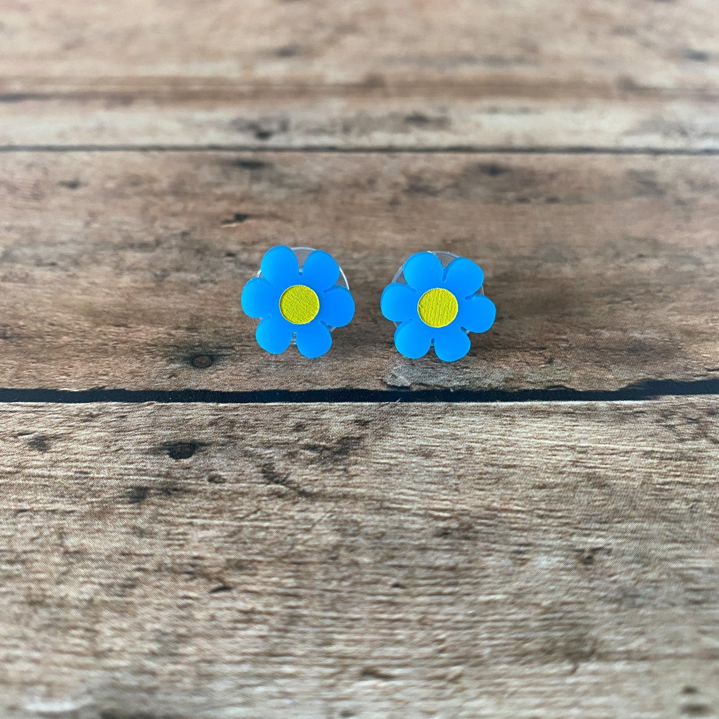Daisy Stud Earrings