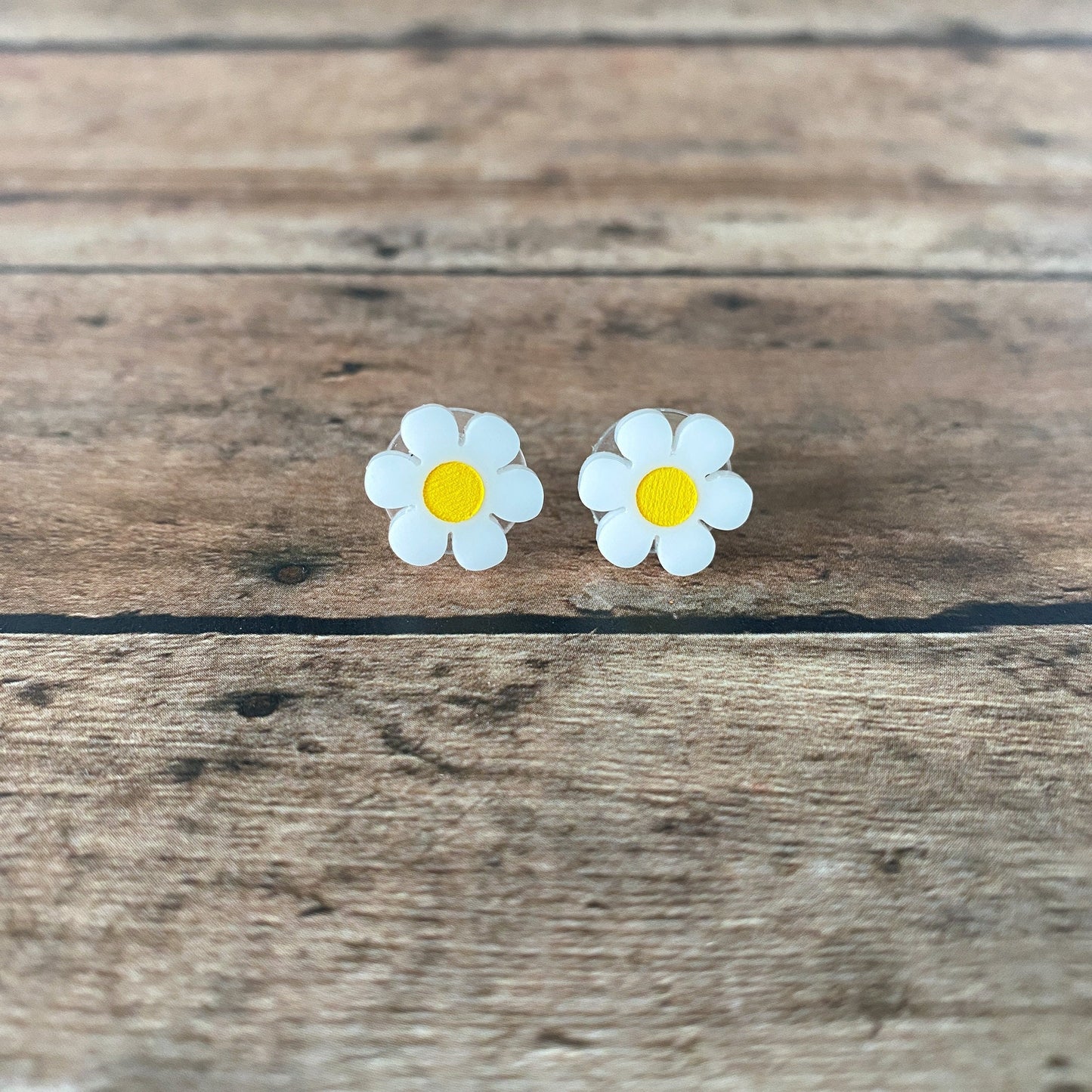 Daisy Stud Earrings