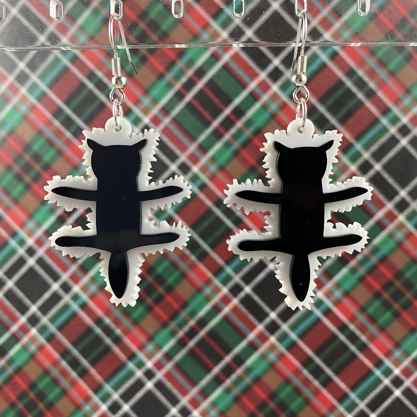 Aunt Bethany's Electrocuted Cat Dangle Earring